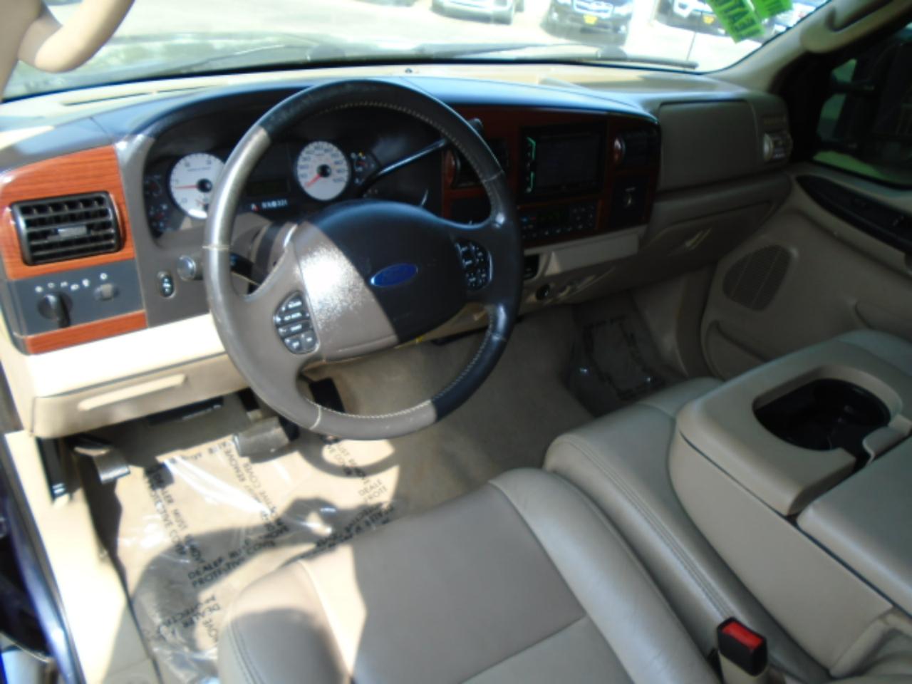 Ford F-350 SD Lariat Crew Cab 2WD 2006