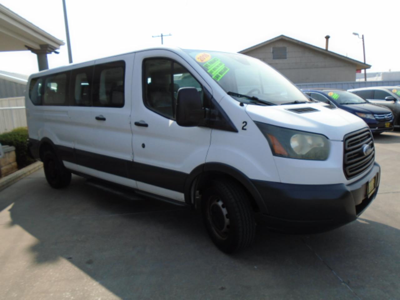 Ford Transit 350 Wagon Low Roof XL 60/40 Pass. 148-in. WB 2016
