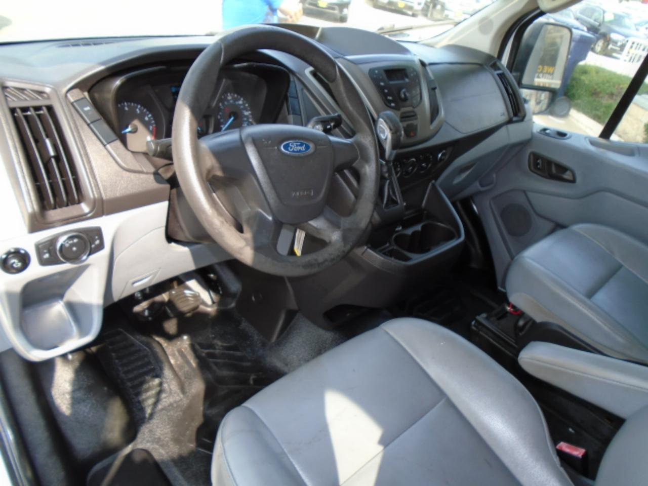 Ford Transit 350 Wagon Low Roof XL 60/40 Pass. 148-in. WB 2016