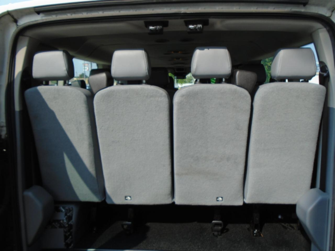 Ford Transit 350 Wagon Low Roof XL 60/40 Pass. 148-in. WB 2016