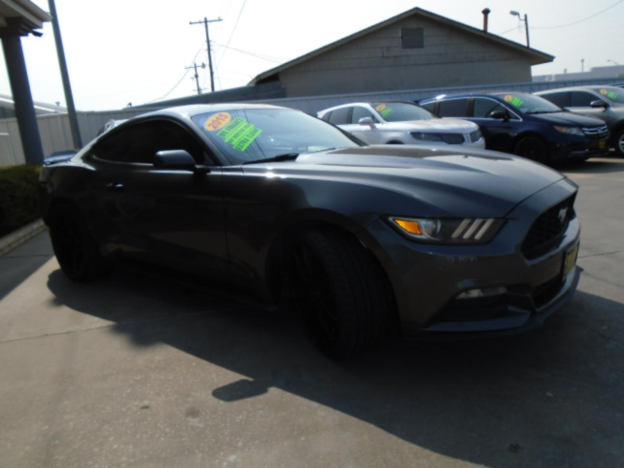 Ford Mustang V6 Coupe 2015