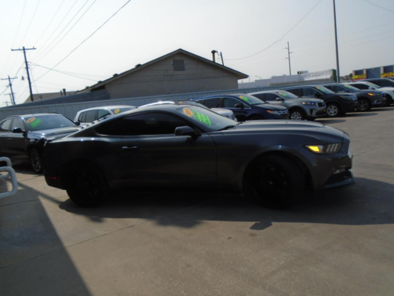 Ford Mustang V6 Coupe 2015