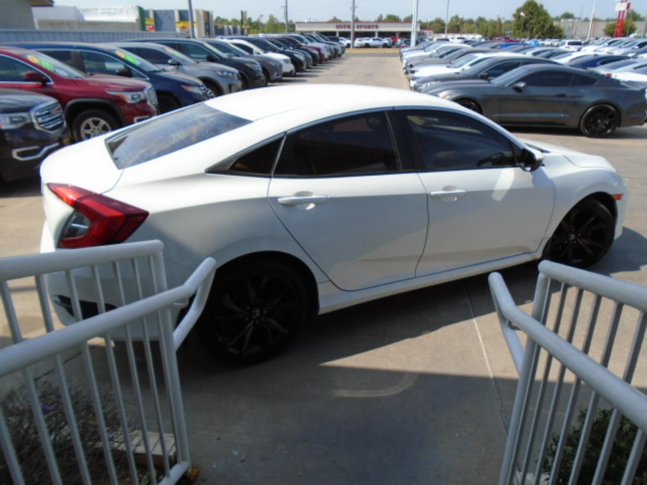 Honda Civic LX Sedan CVT 2016