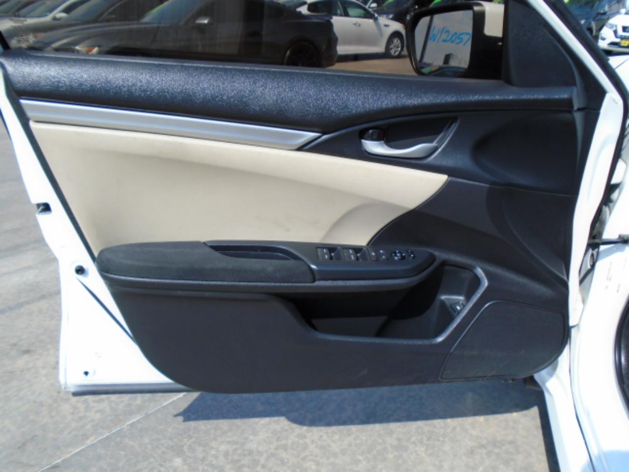 Honda Civic LX Sedan CVT 2016