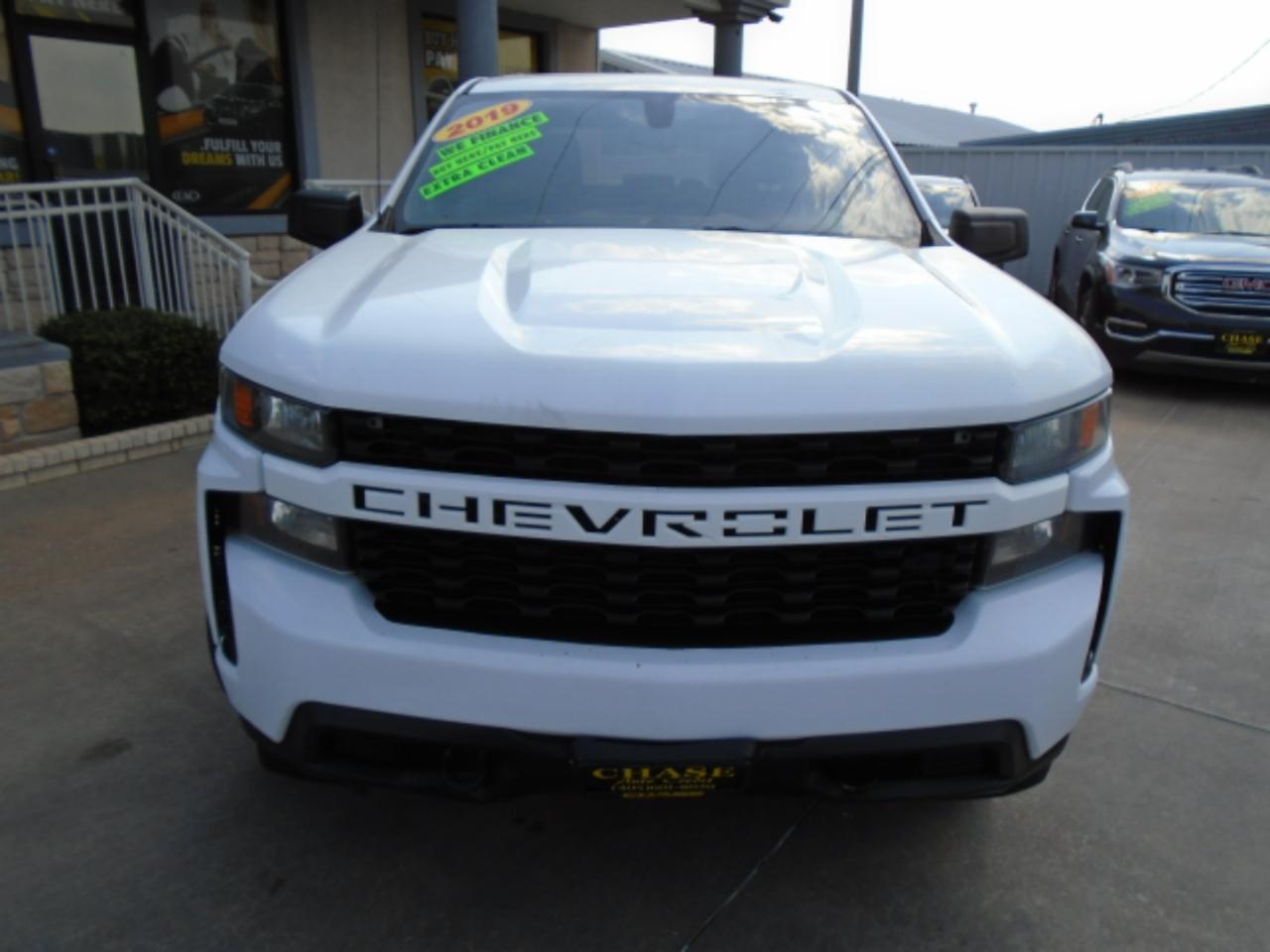 Chevrolet Silverado 1500 Custom Crew Cab Long Box 2WD 2019