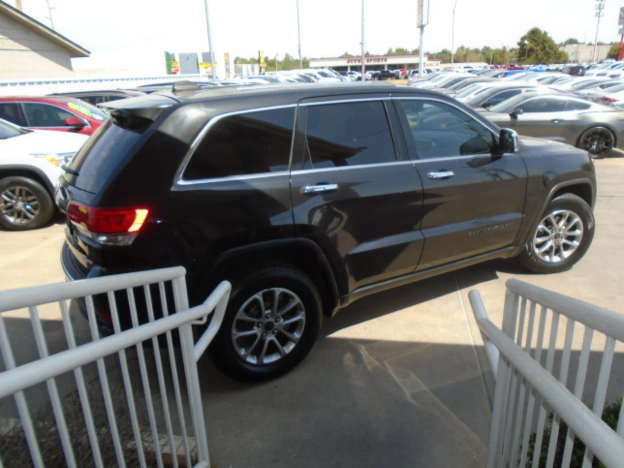 Jeep Grand Cherokee Limited 2WD 2015