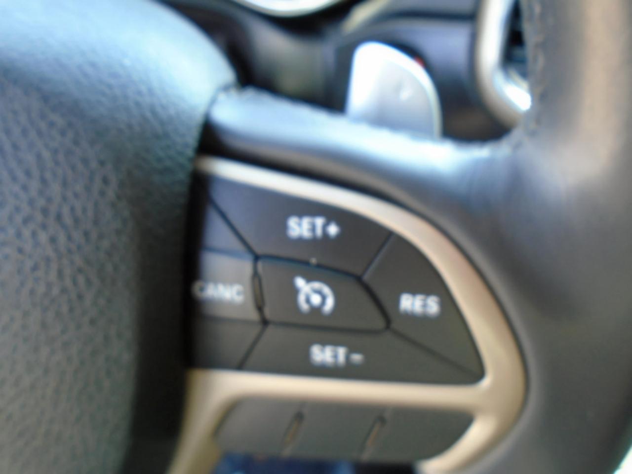 Jeep Grand Cherokee Limited 2WD 2015