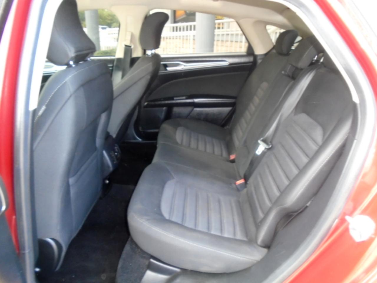 Ford Fusion SE 2018