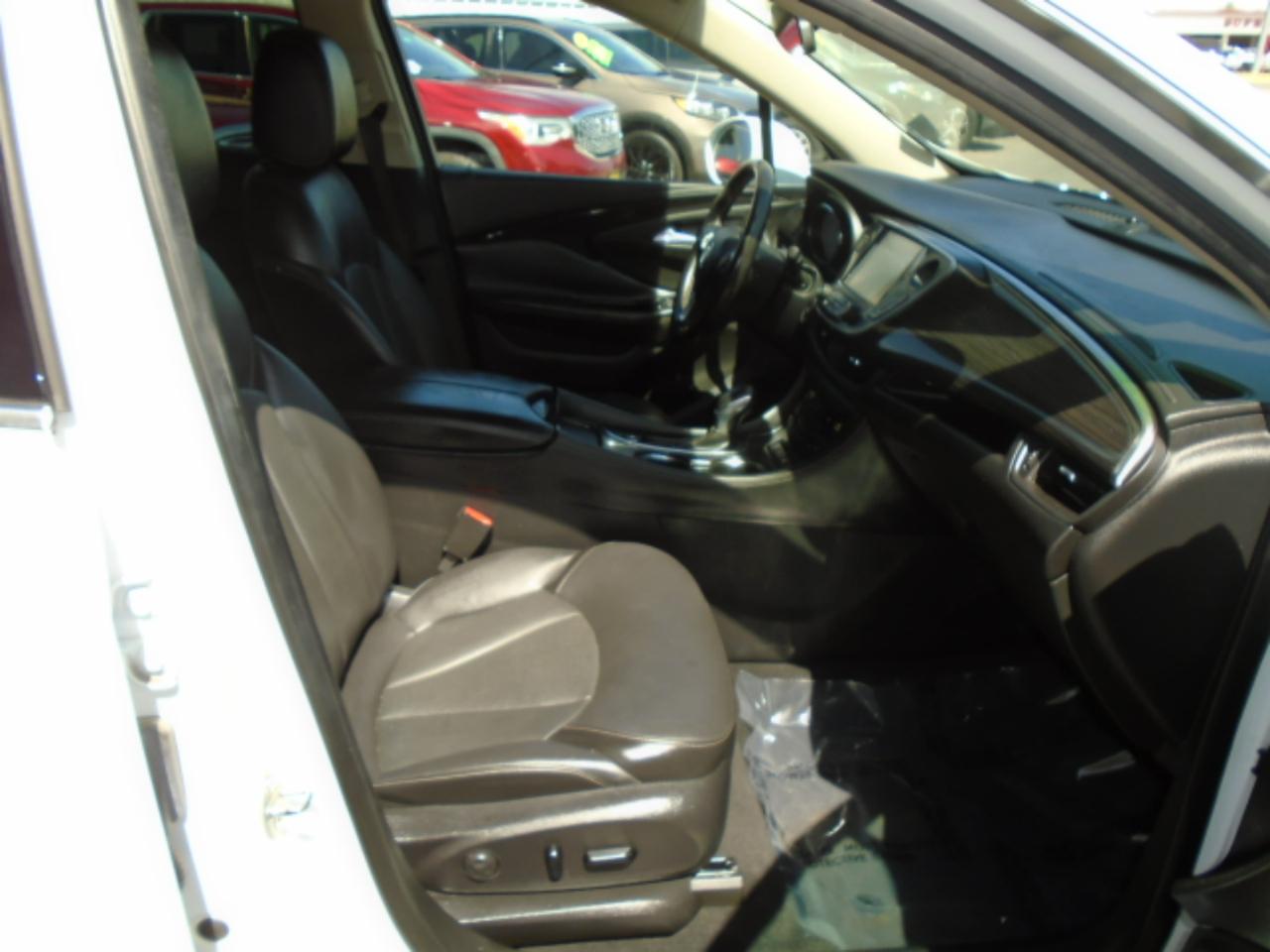 Buick Envision Essense 2017