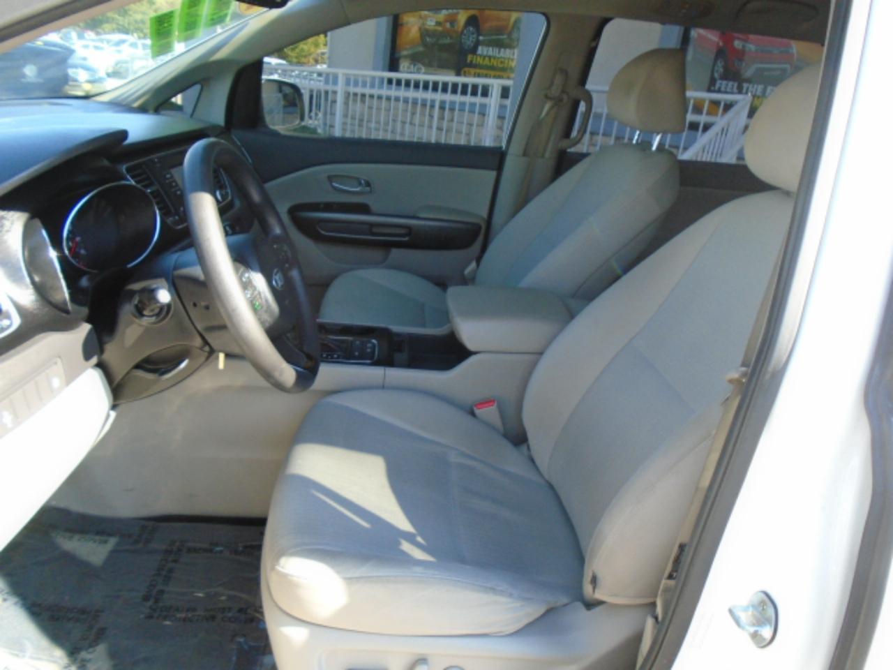 Kia Sedona LX 2016