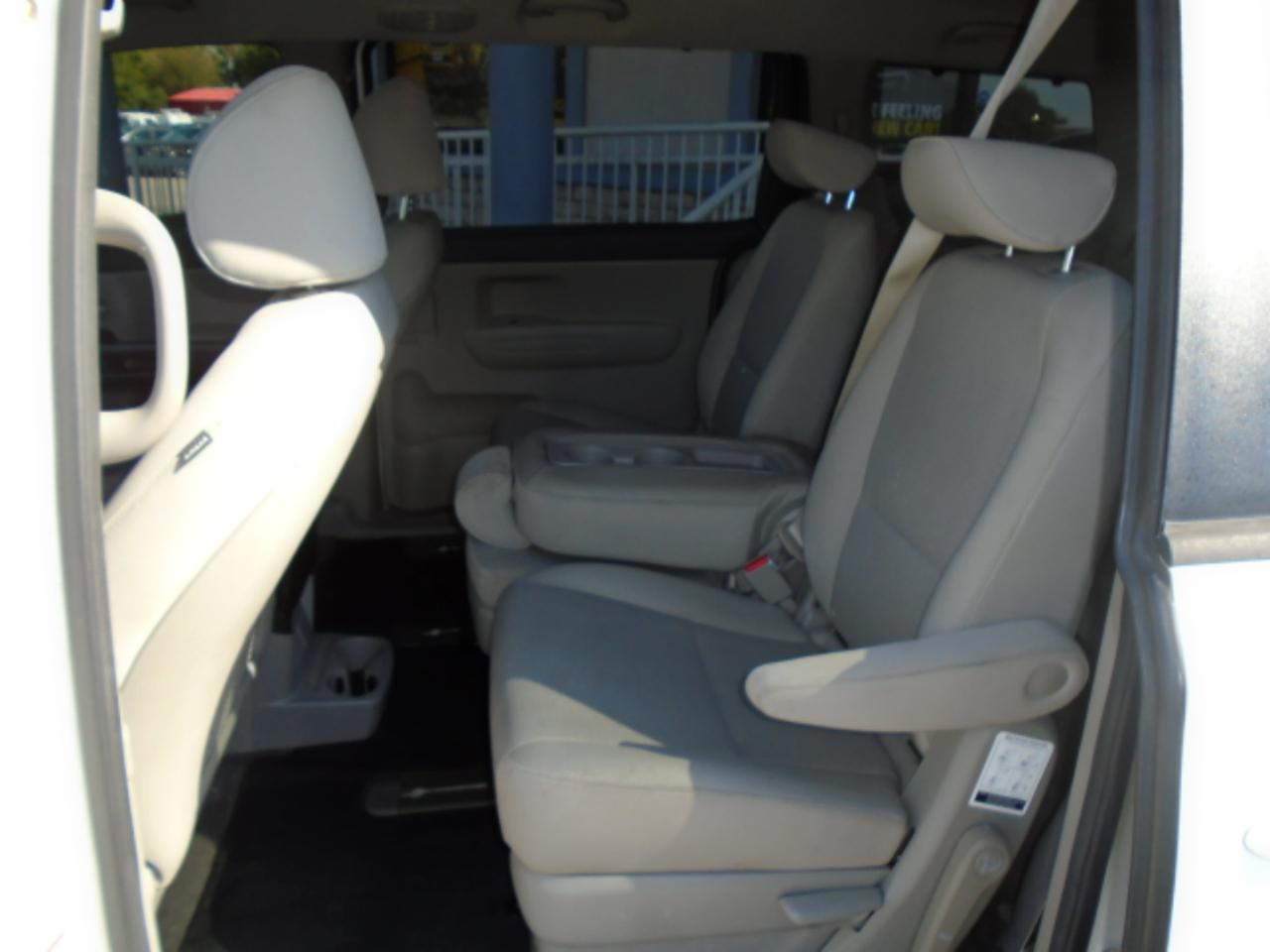 Kia Sedona LX 2016
