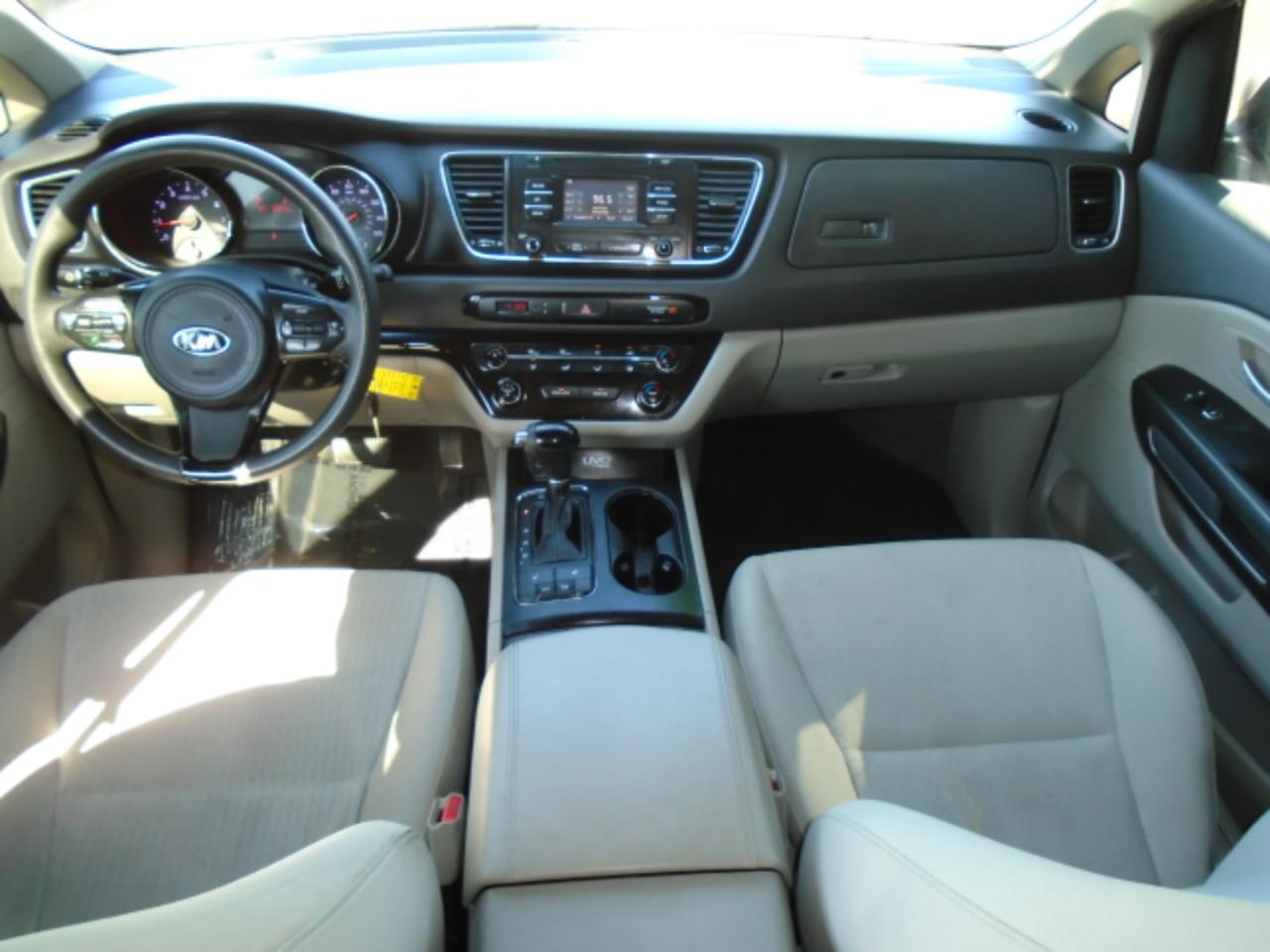 Kia Sedona LX 2016