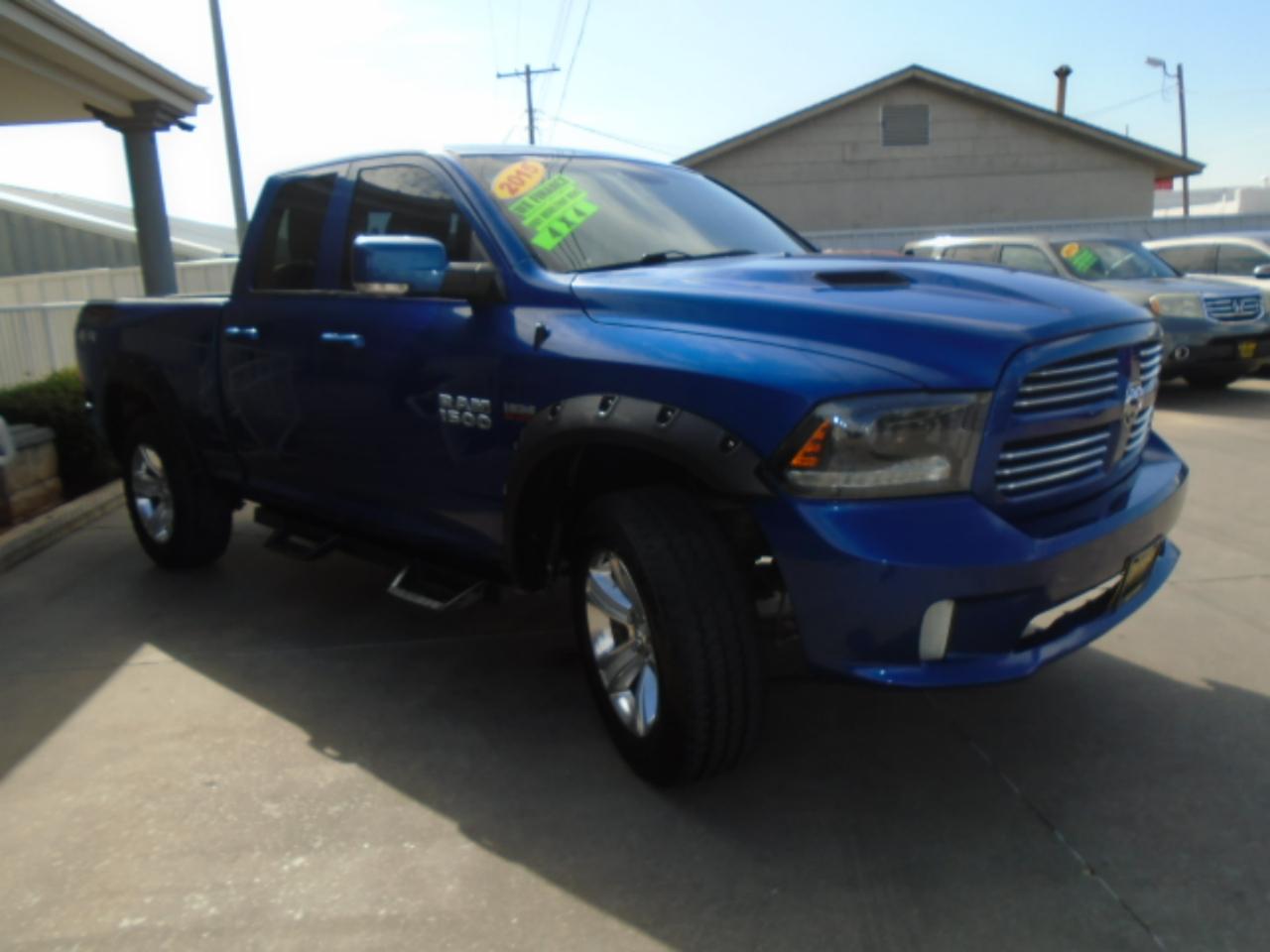 RAM 1500 Sport Quad Cab 4WD 2015