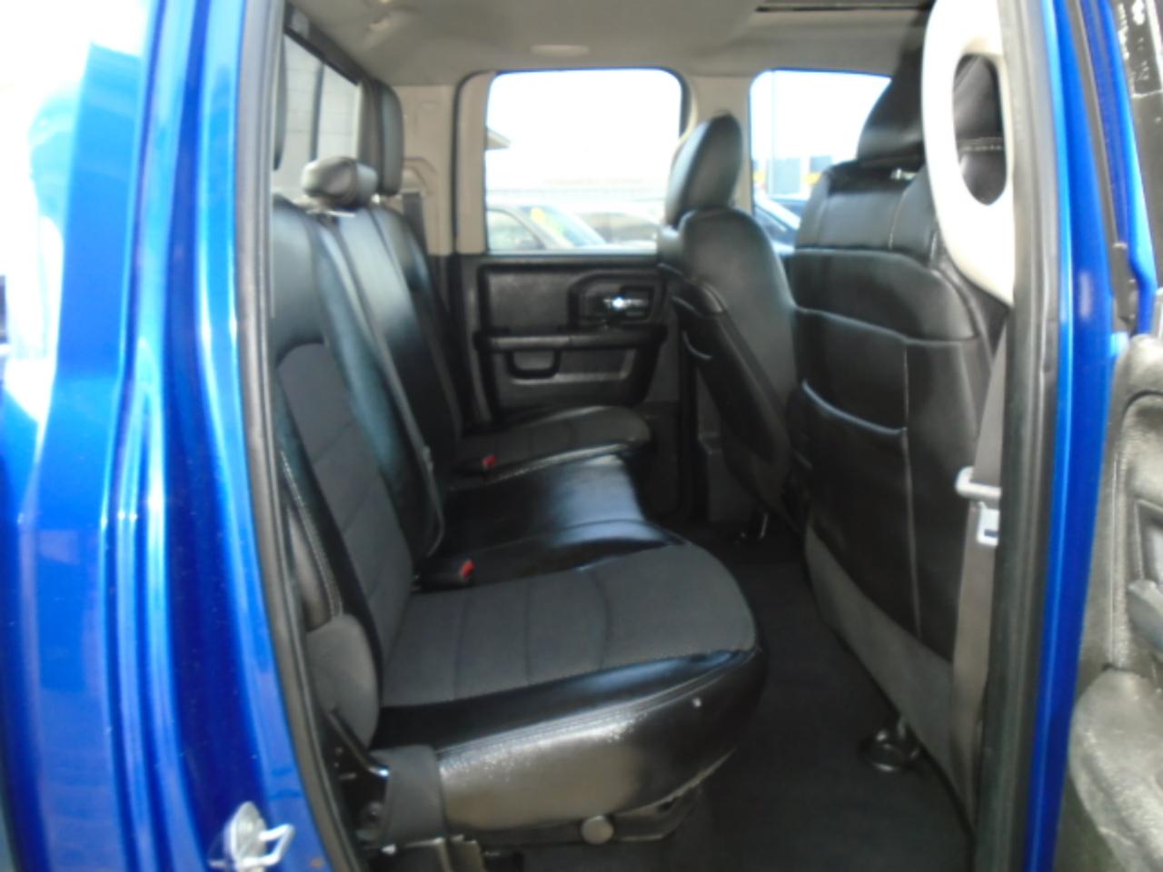 RAM 1500 Sport Quad Cab 4WD 2015