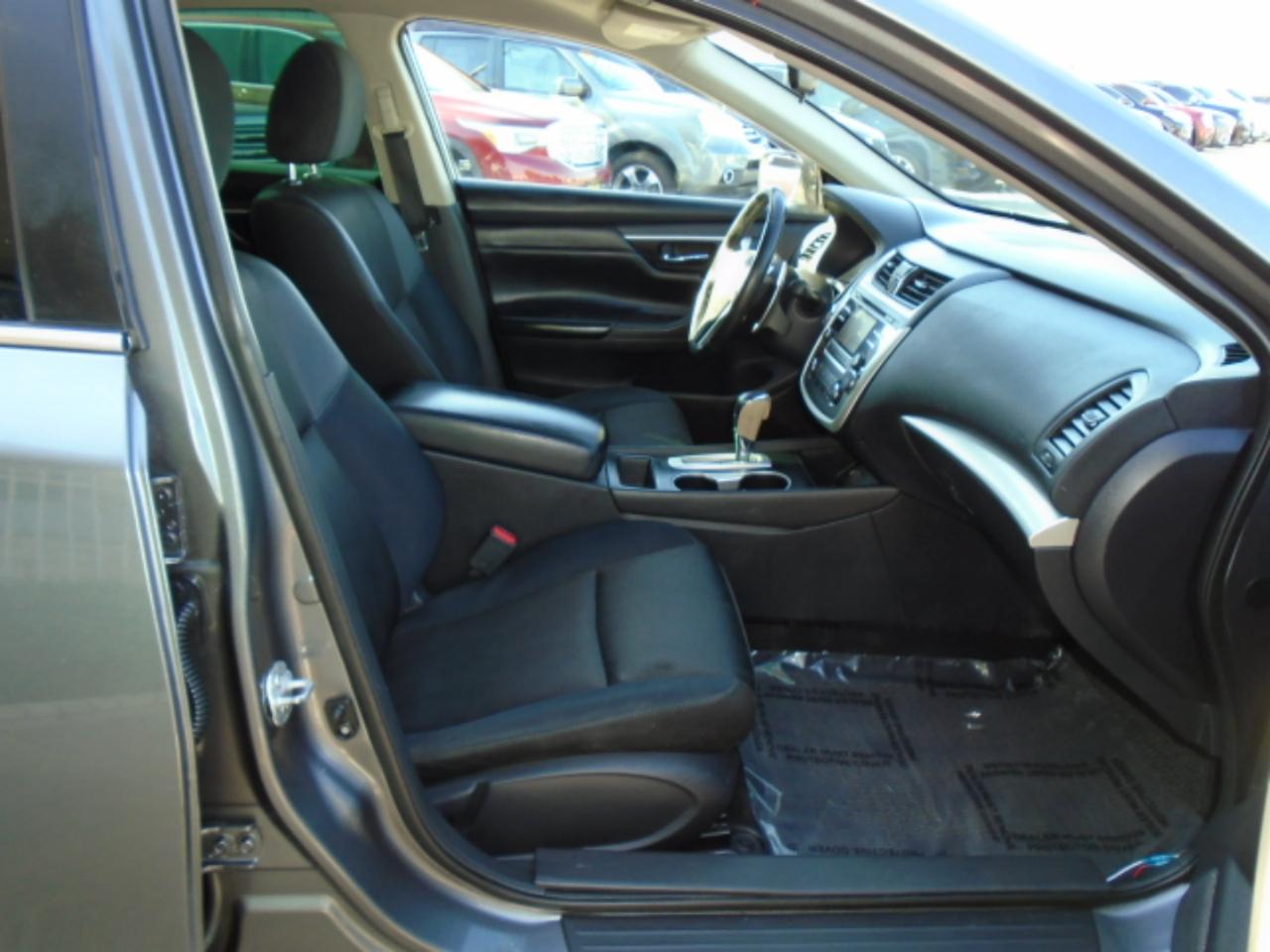Nissan Altima 2.5 SR 2016