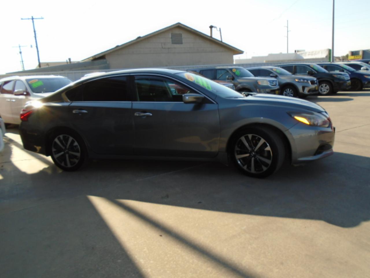 Nissan Altima 2.5 SR 2016