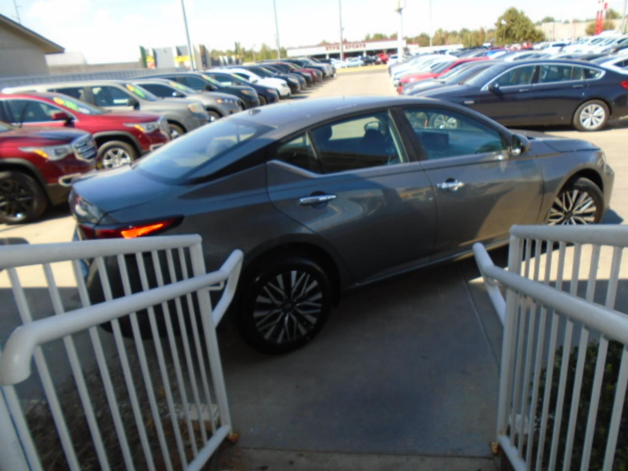 Nissan Altima 2.5 SV AWD 2024