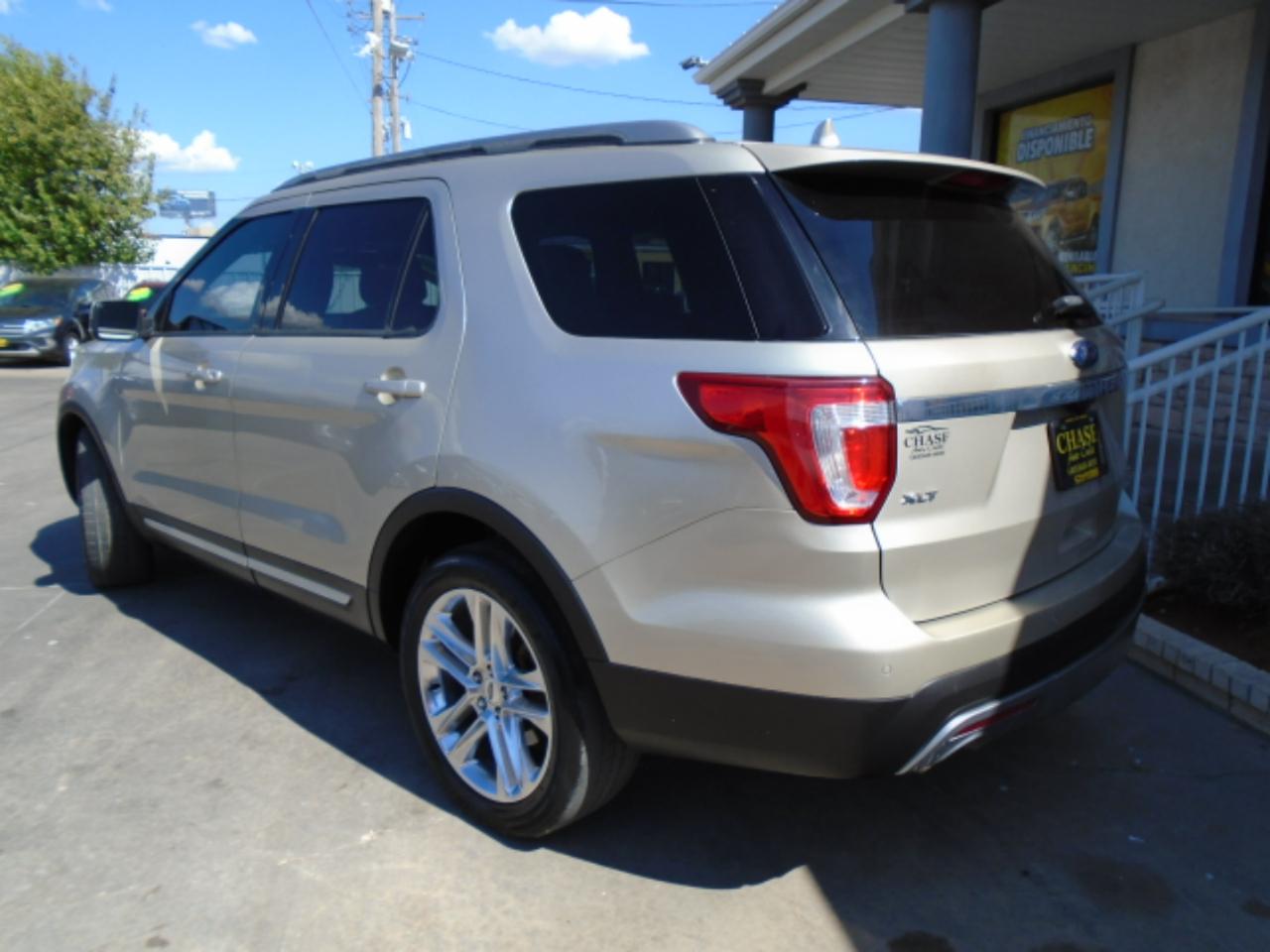 Ford Explorer XLT FWD 2017