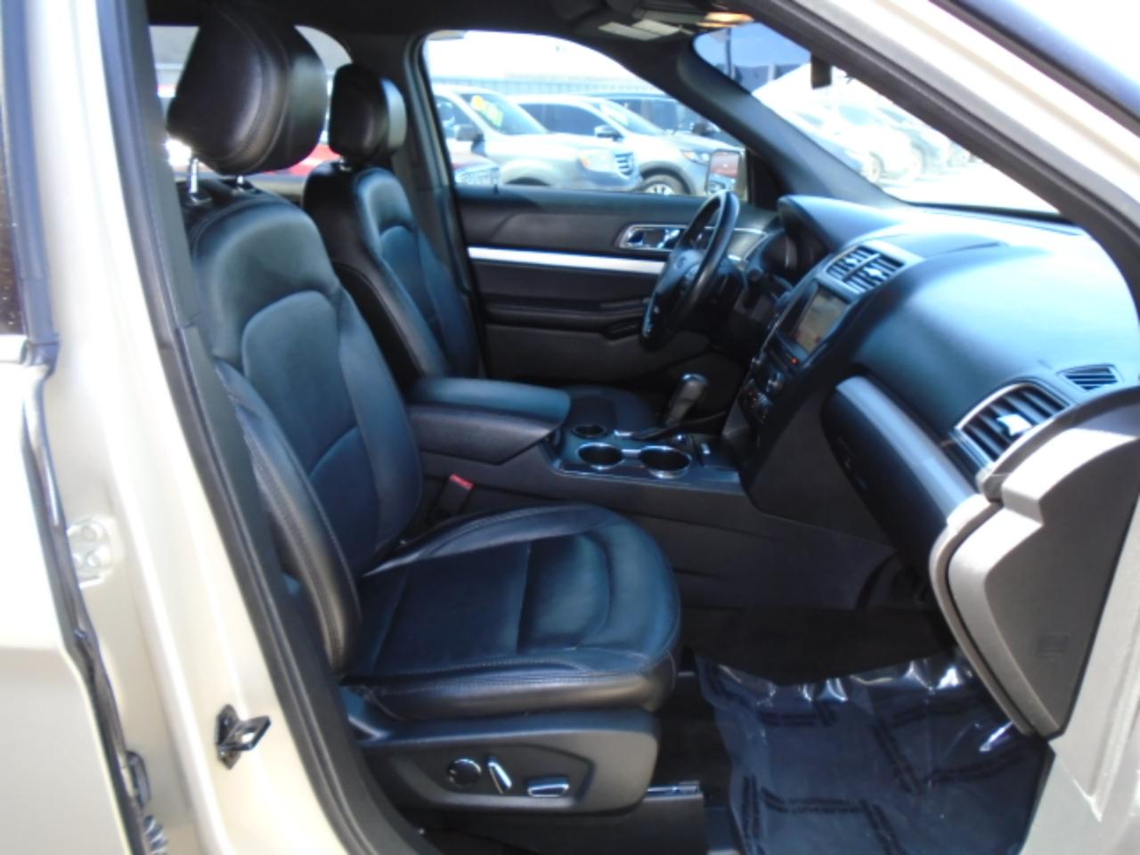 Ford Explorer XLT FWD 2017
