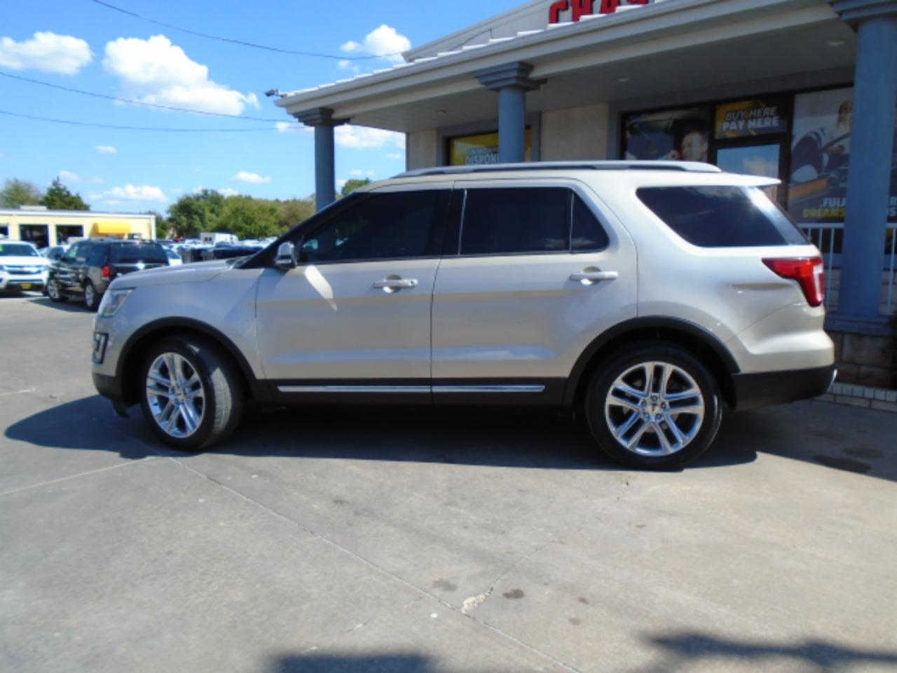 Ford Explorer XLT FWD 2017