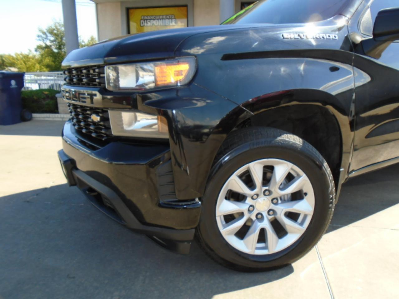 Chevrolet Silverado 1500 Custom Crew Cab Short Box 2WD 2021