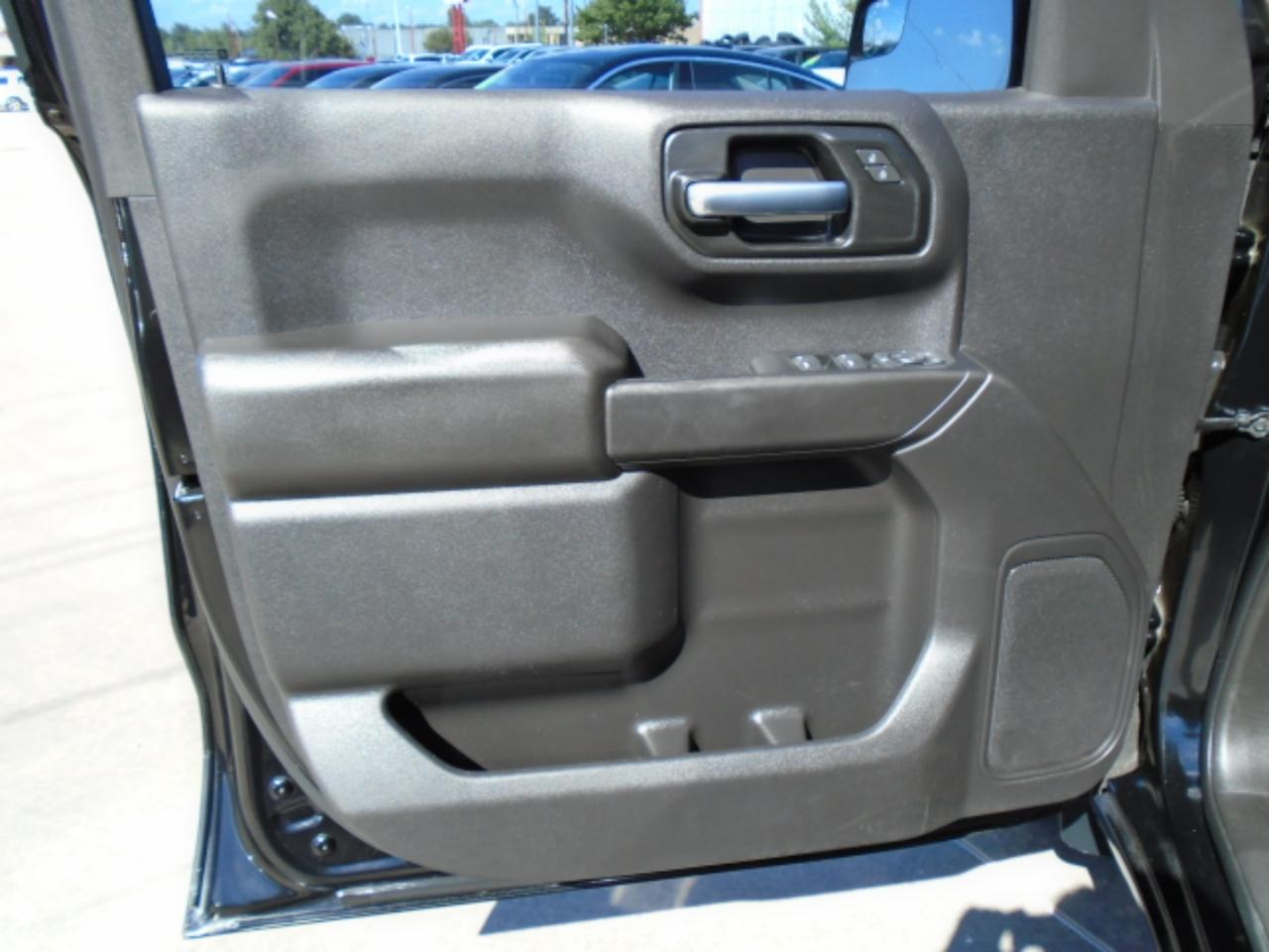 Chevrolet Silverado 1500 Custom Crew Cab Short Box 2WD 2021