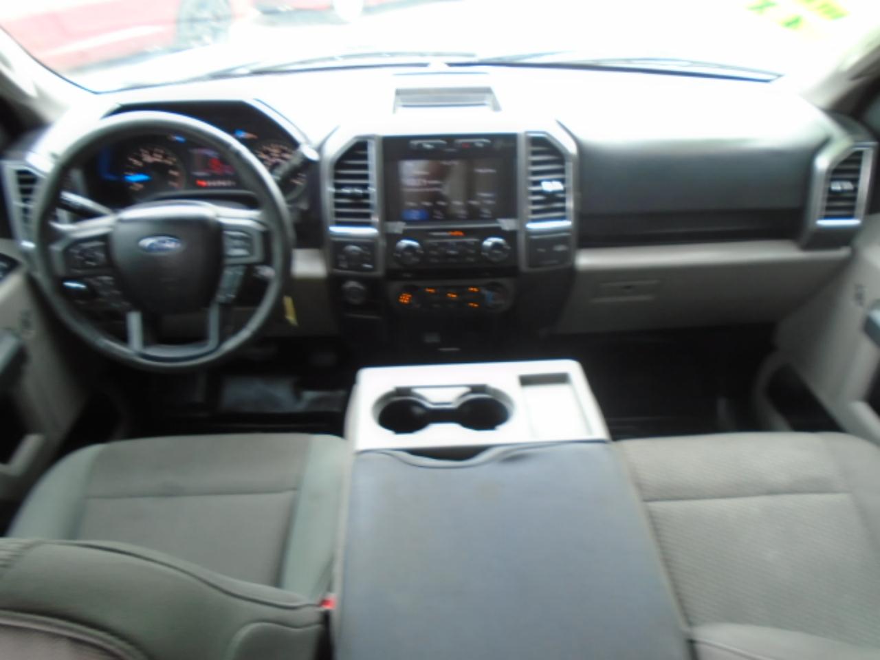 Ford F-150 Lariat SuperCrew 5.5-ft. Bed 4WD 2016