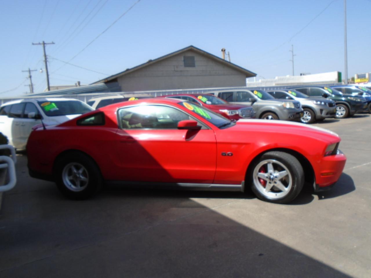 Ford Mustang GT Coupe 2011