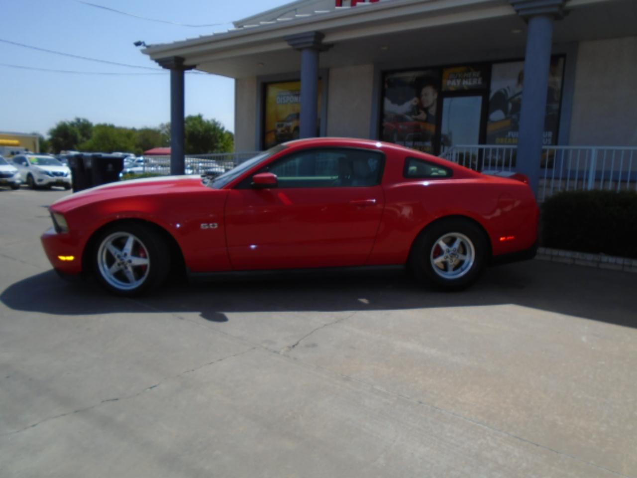 Ford Mustang GT Coupe 2011