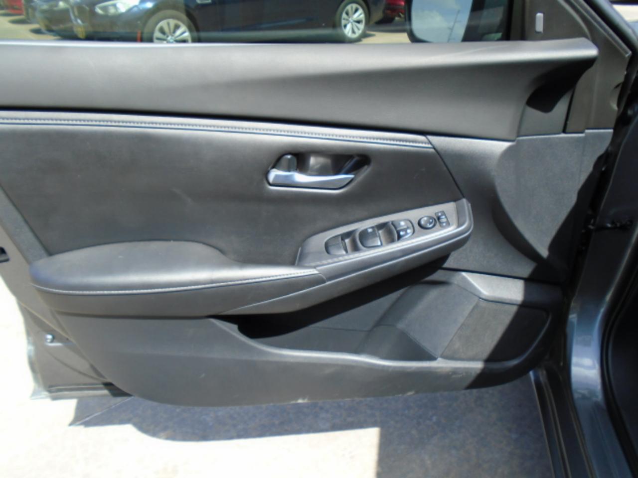 Nissan Sentra S 2021