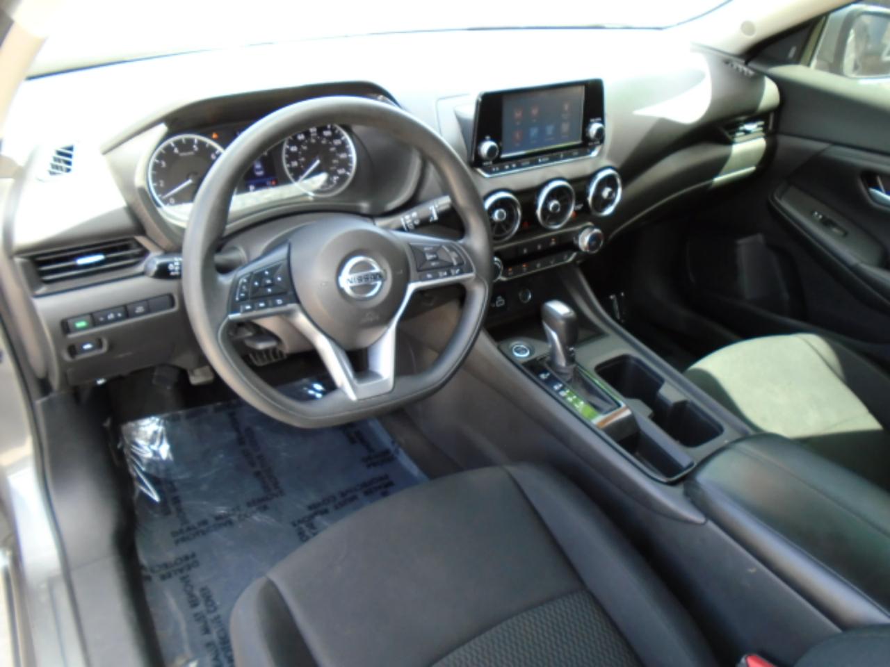 Nissan Sentra S 2021