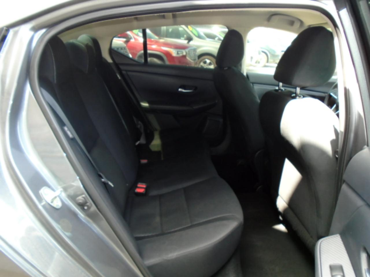 Nissan Sentra S 2021