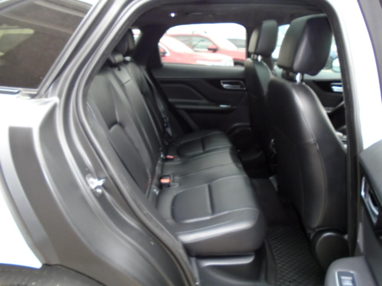 Jaguar F-Pace 25t Premium 2020