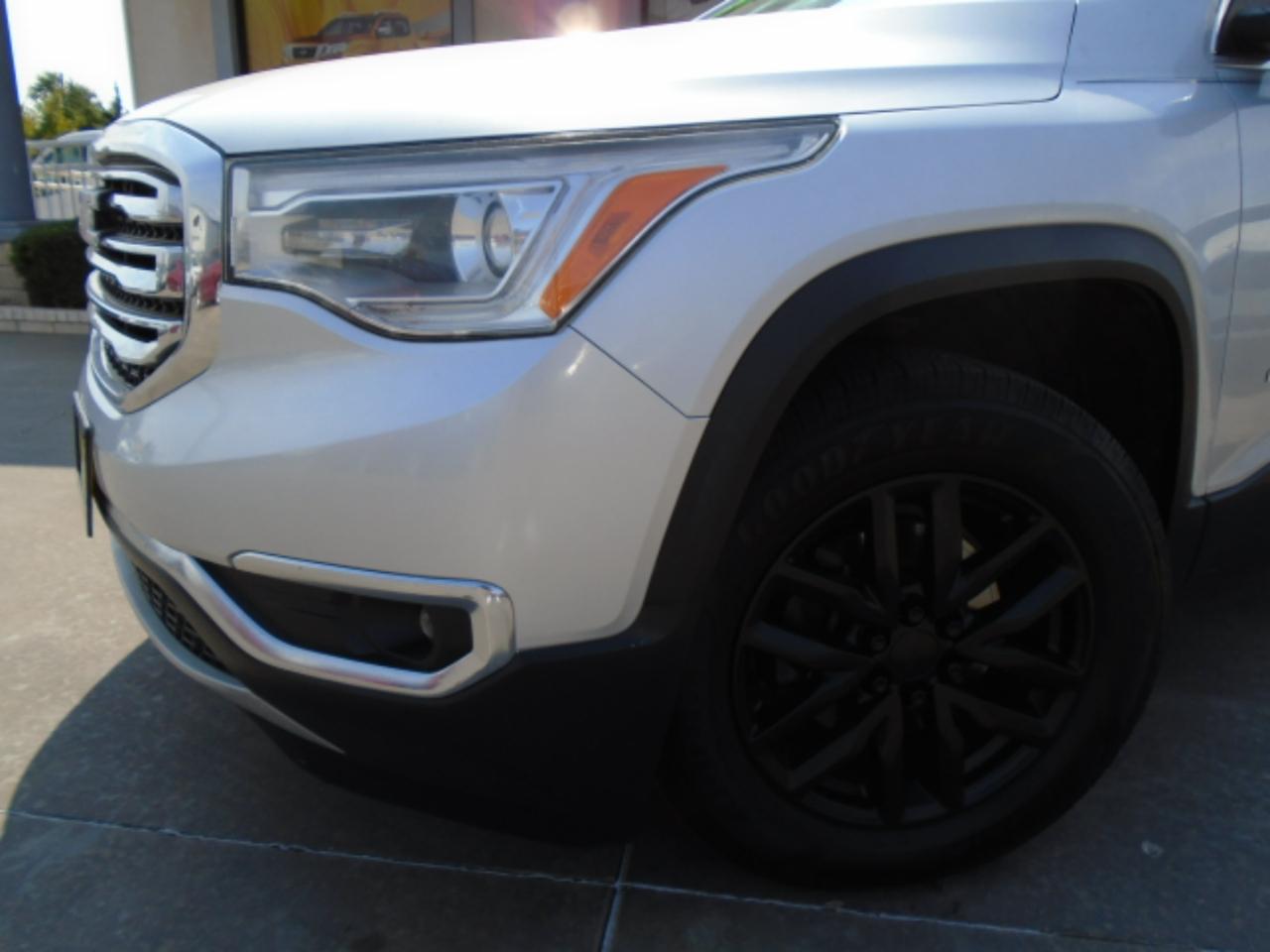 GMC Acadia SLT-1 FWD 2018
