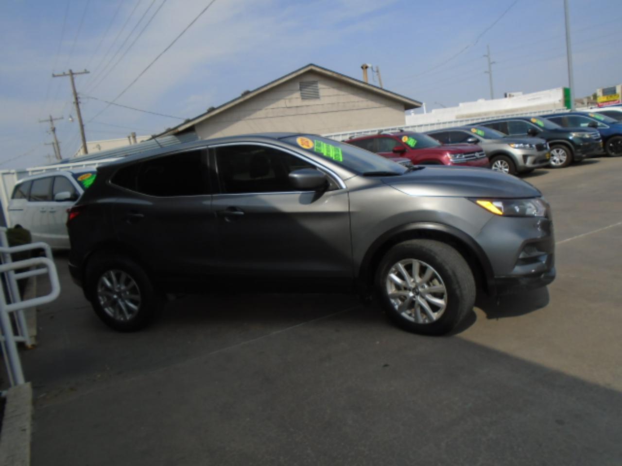 Nissan Rogue Sport S 2021