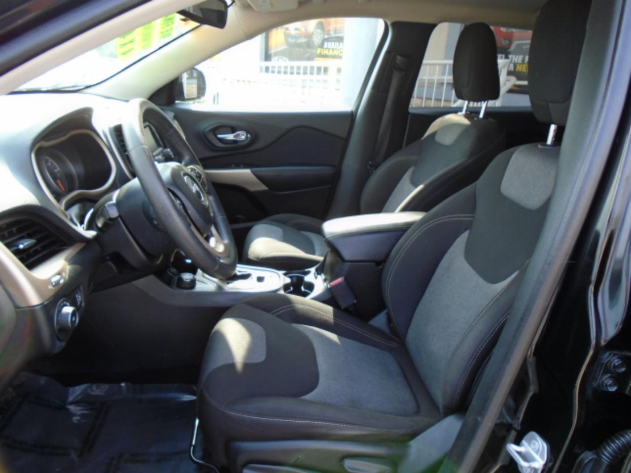 Jeep Cherokee Latitude 4WD 2018