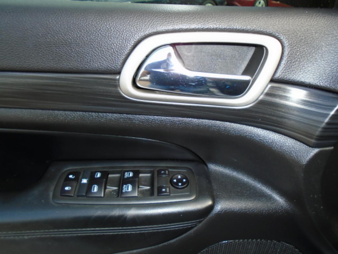 Jeep Grand Cherokee Laredo 2WD 2020