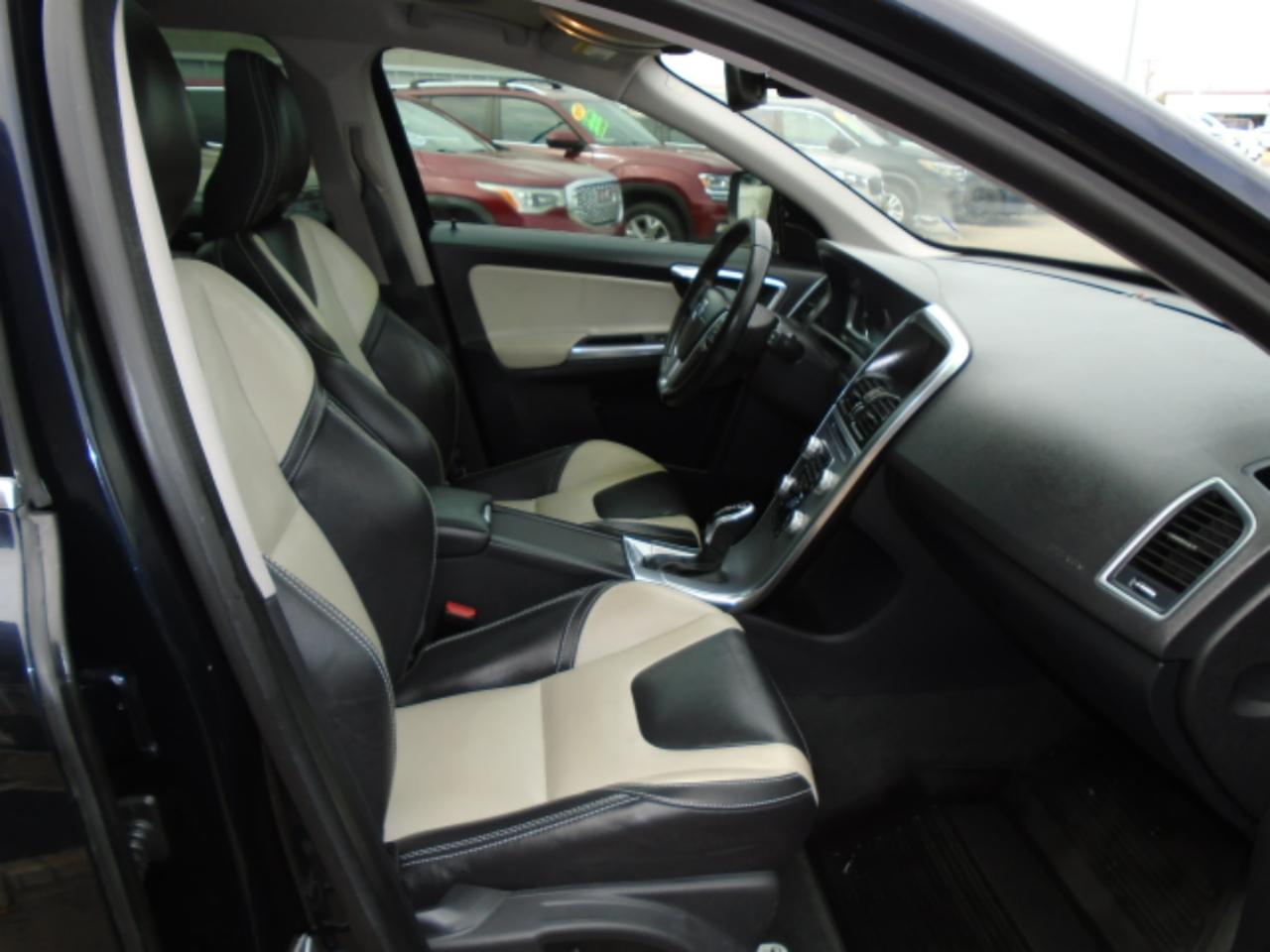Volvo XC60 T6 Dynamic AWD 2017