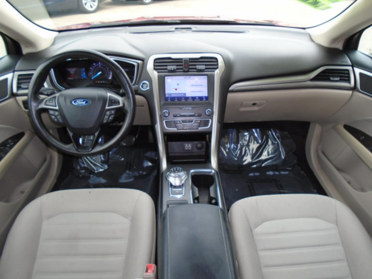 Ford Fusion SE 2020