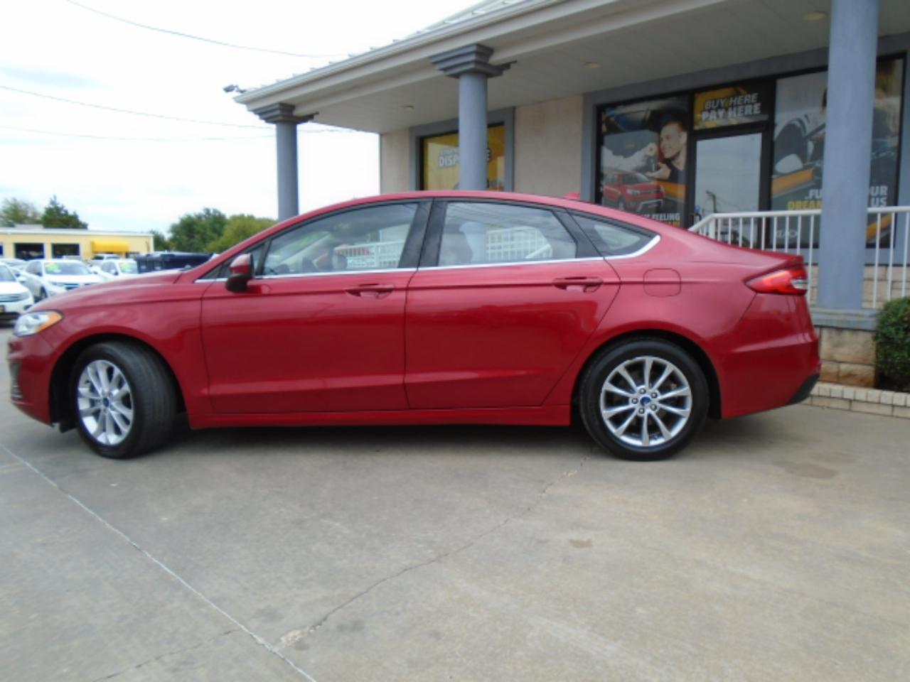 Ford Fusion SE 2020