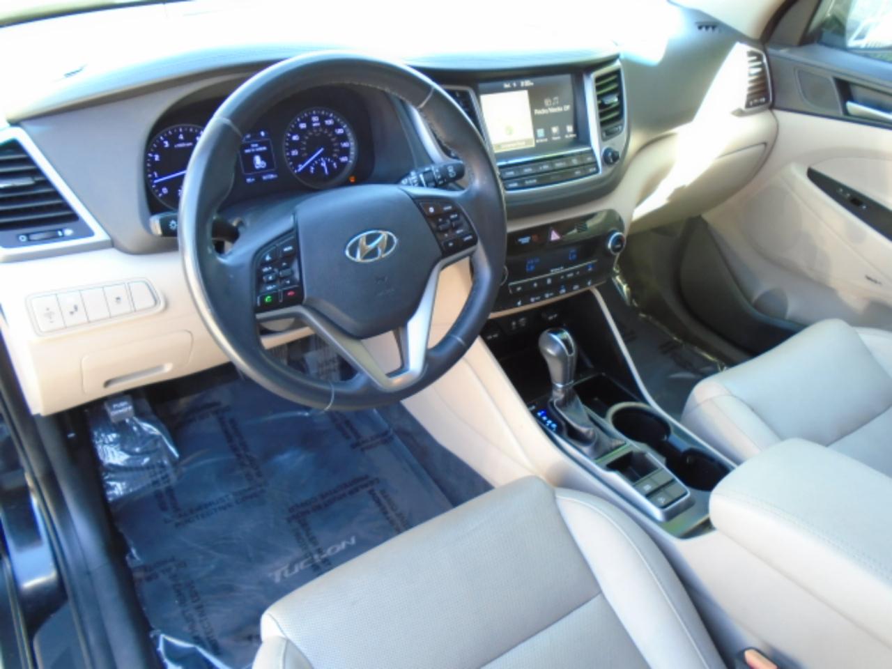 Hyundai Tucson SE 2017