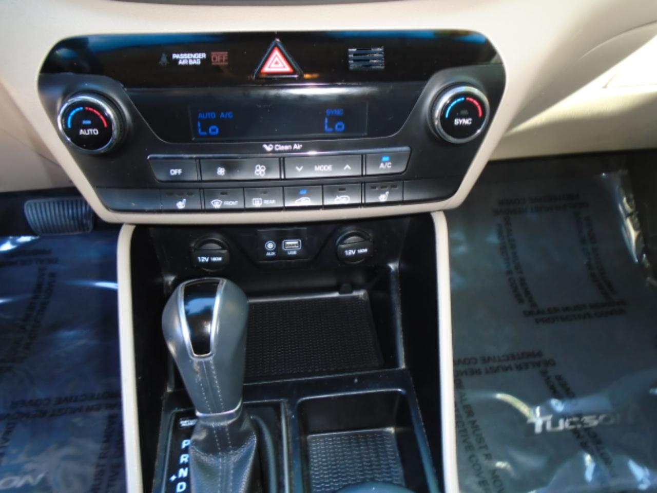 Hyundai Tucson SE 2017