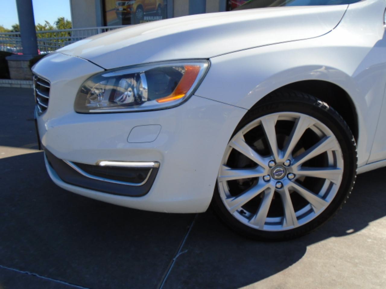 Volvo S60 T5 Drive-E Inscription Platinum FWD 2016