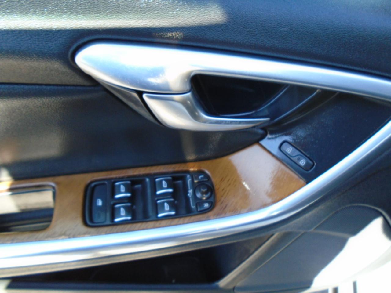 Volvo S60 T5 Drive-E Inscription Platinum FWD 2016
