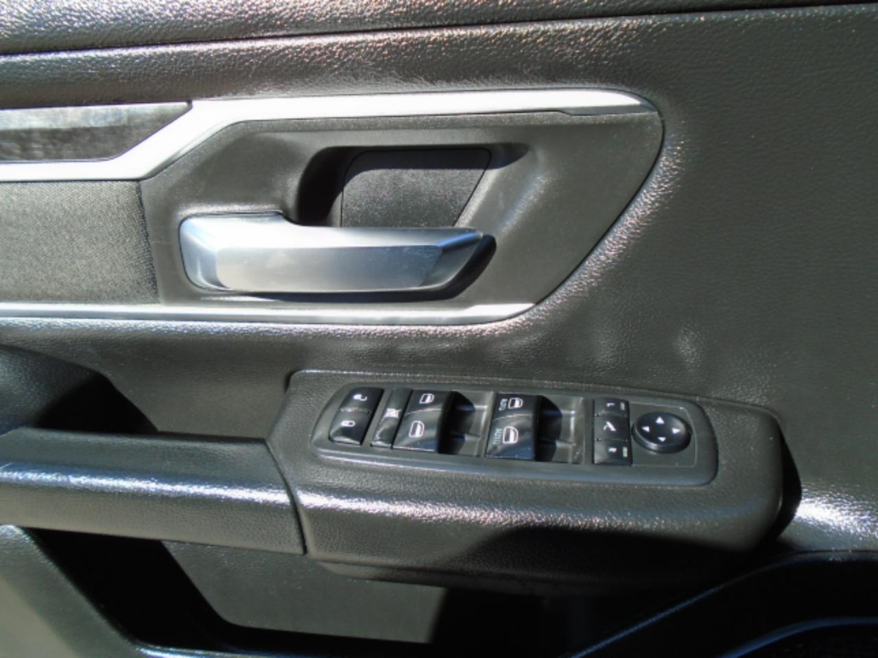 RAM 1500 Big Horn Crew Cab SWB 2WD 2019