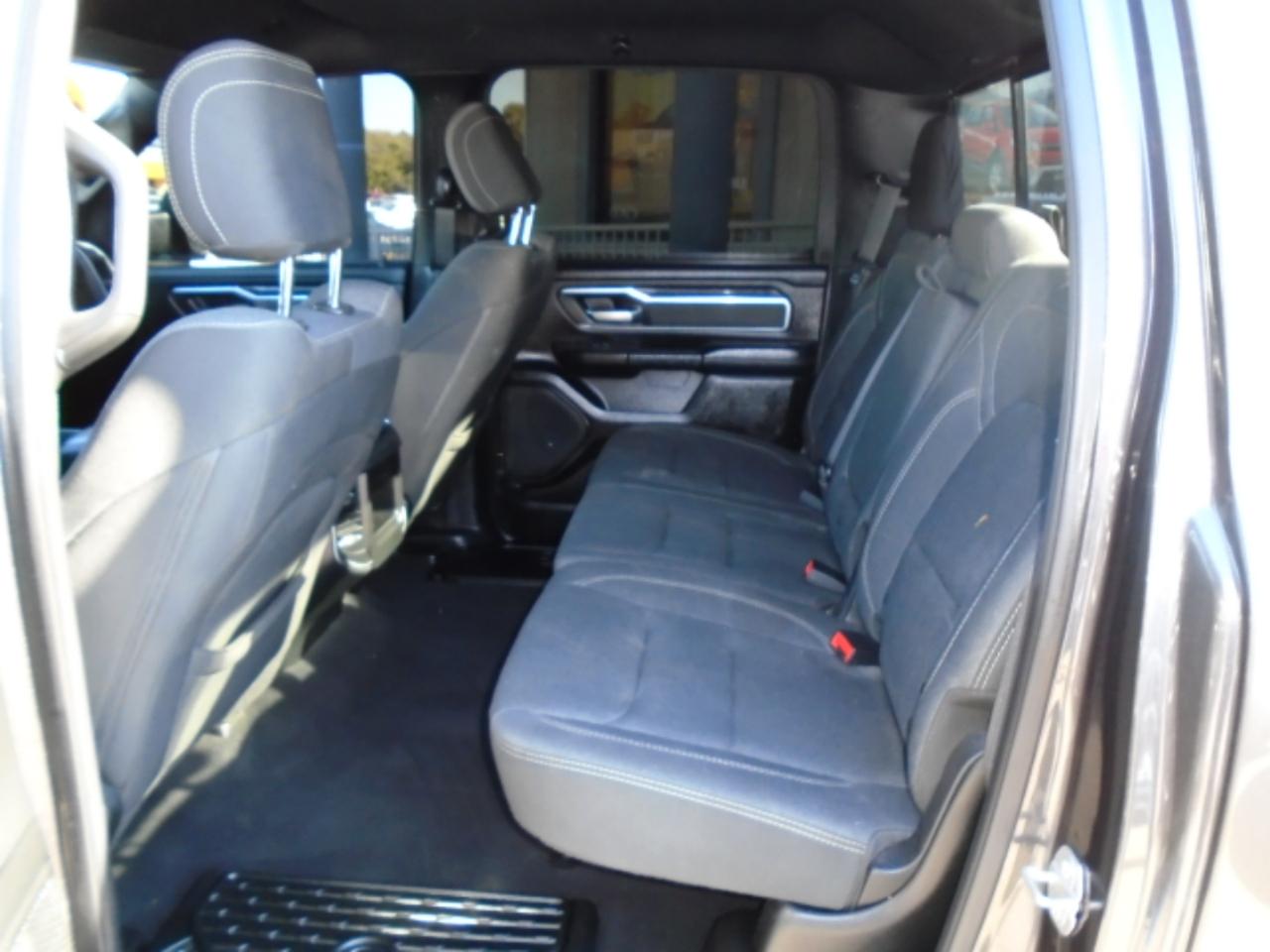 RAM 1500 Big Horn Crew Cab SWB 2WD 2019