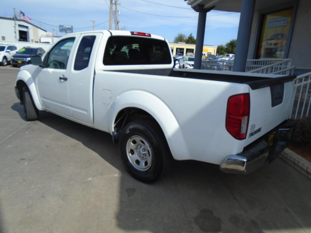 Nissan Frontier  2015