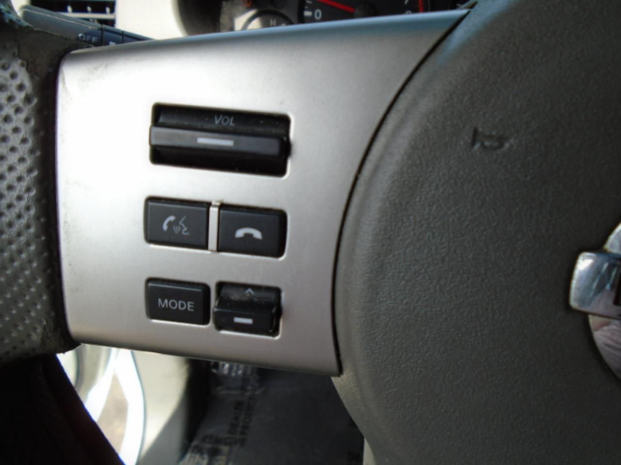 Nissan Frontier  2015