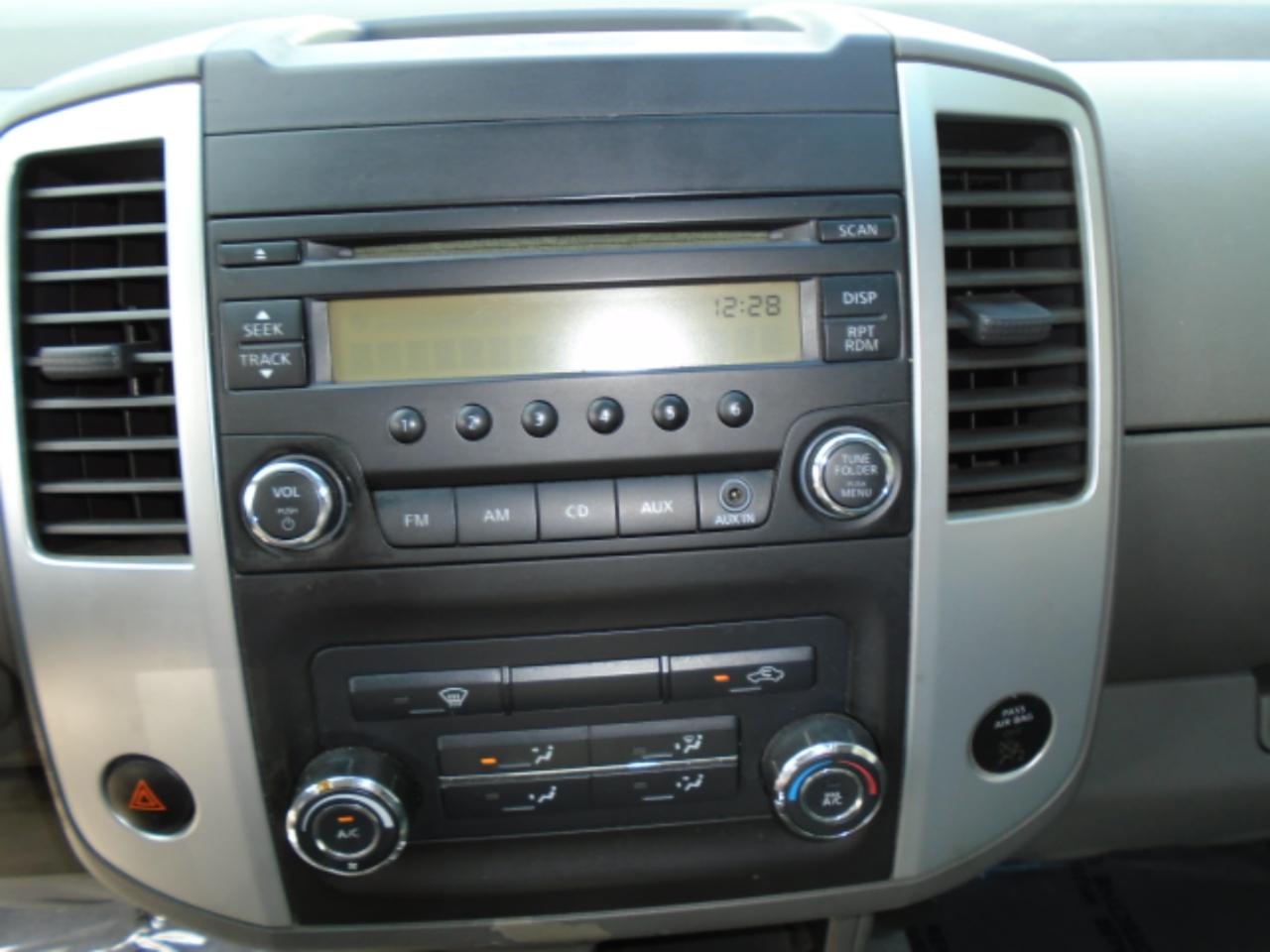 Nissan Frontier  2015