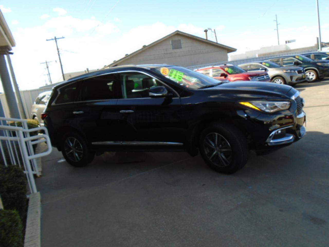 Infiniti QX60 LUXE AWD 2019